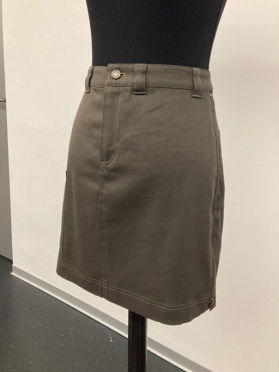 78FCB169 646F 429B B778 0EE34923FCC3 rotated